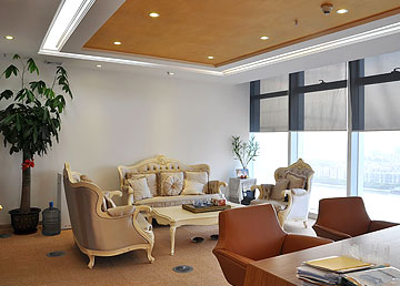 廣州保利廣場(chǎng)辦公室裝修實(shí)景  大一新農(nóng)業(yè)