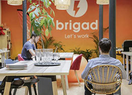 極簡(jiǎn)風(fēng)卻很有格調(diào)的辦公樓裝飾方案